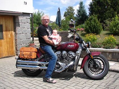 Motorky a auta - celý život na kolech